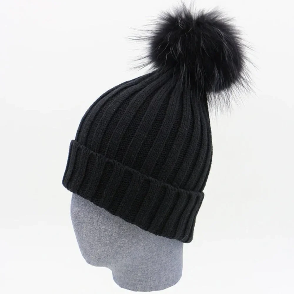 BLACK FUR POM BEANIE HAT - Picture 9 of 10
